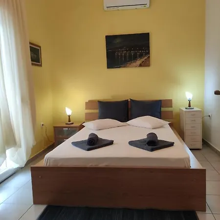 A&b Appartement Néoi Epivátai